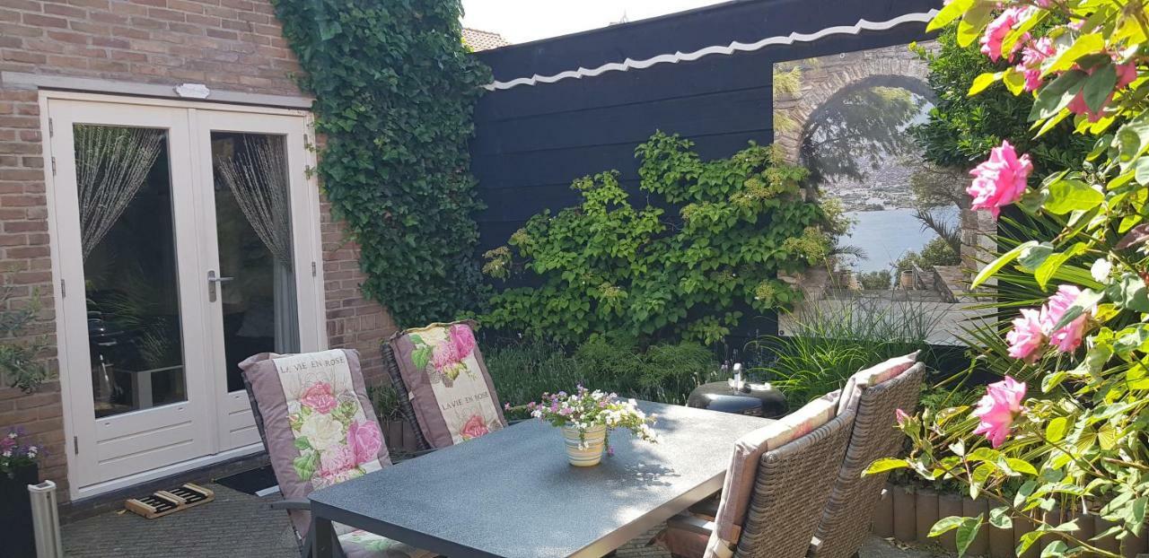 Luxe 4-Persoons Vakantiewoning Aan Zee Zoutelande Exterior photo